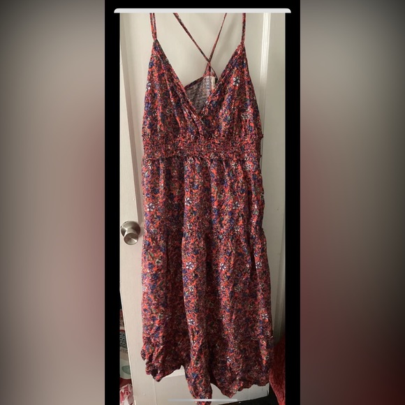 Universal thread dress - Picture 2 of 2